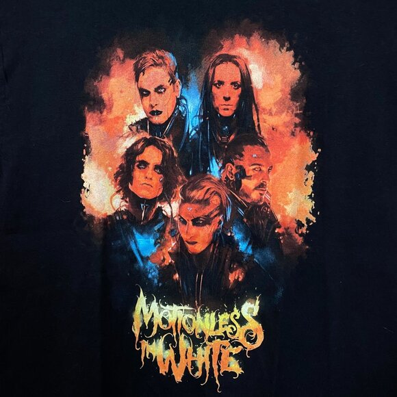 Motionless in White Watercolor Portrait T-shirt size large - Picture 2 of 4